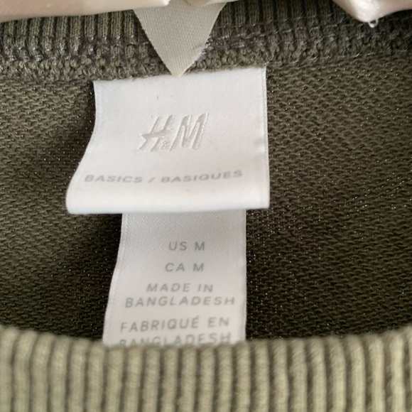 🟣 H&M Crew Neck Sweatshirt - Picture 3 of 3